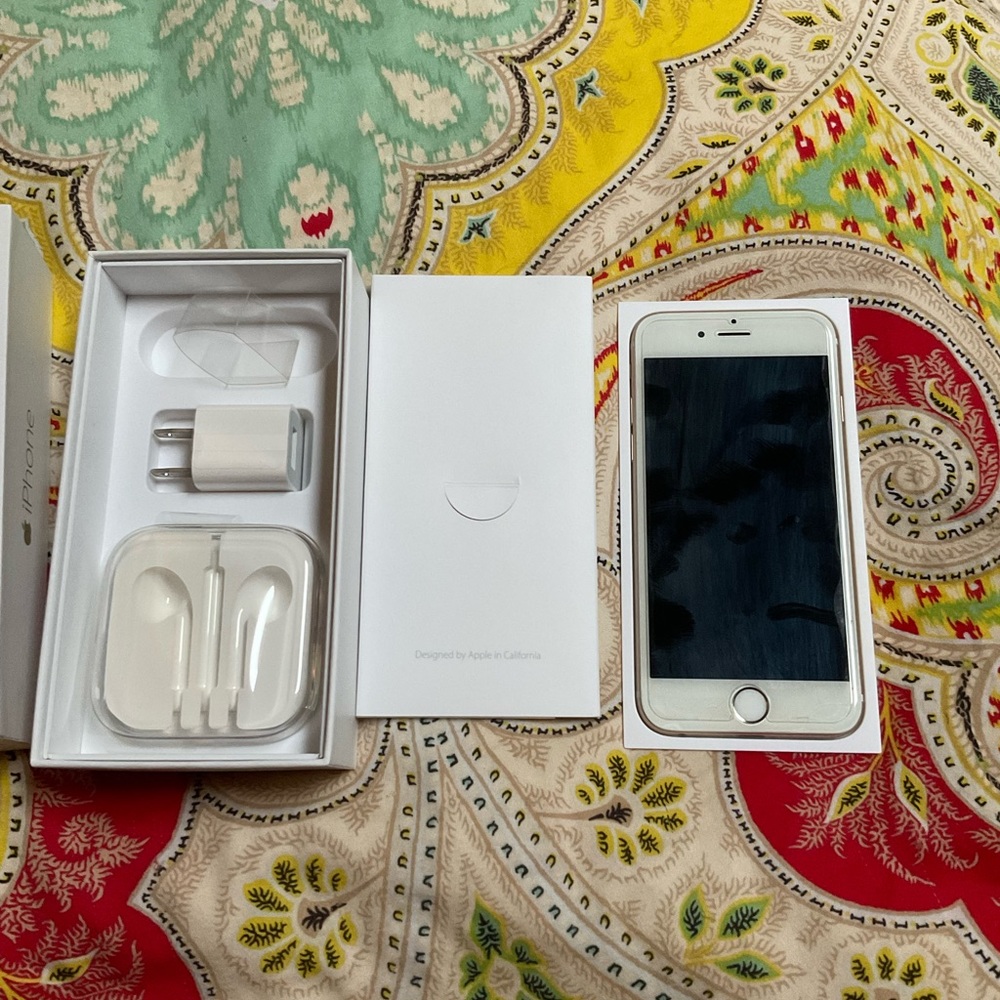 Gold iPhone 6 Plus Box - Picture 5 of 5